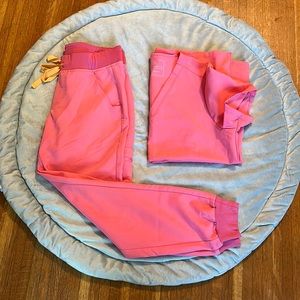 Figs Scrub Set-Hot Coral